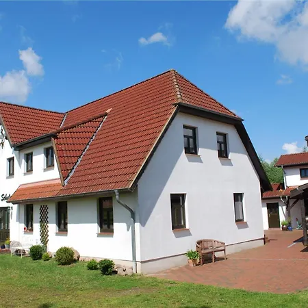 Wollin - Alte Schule Barlin